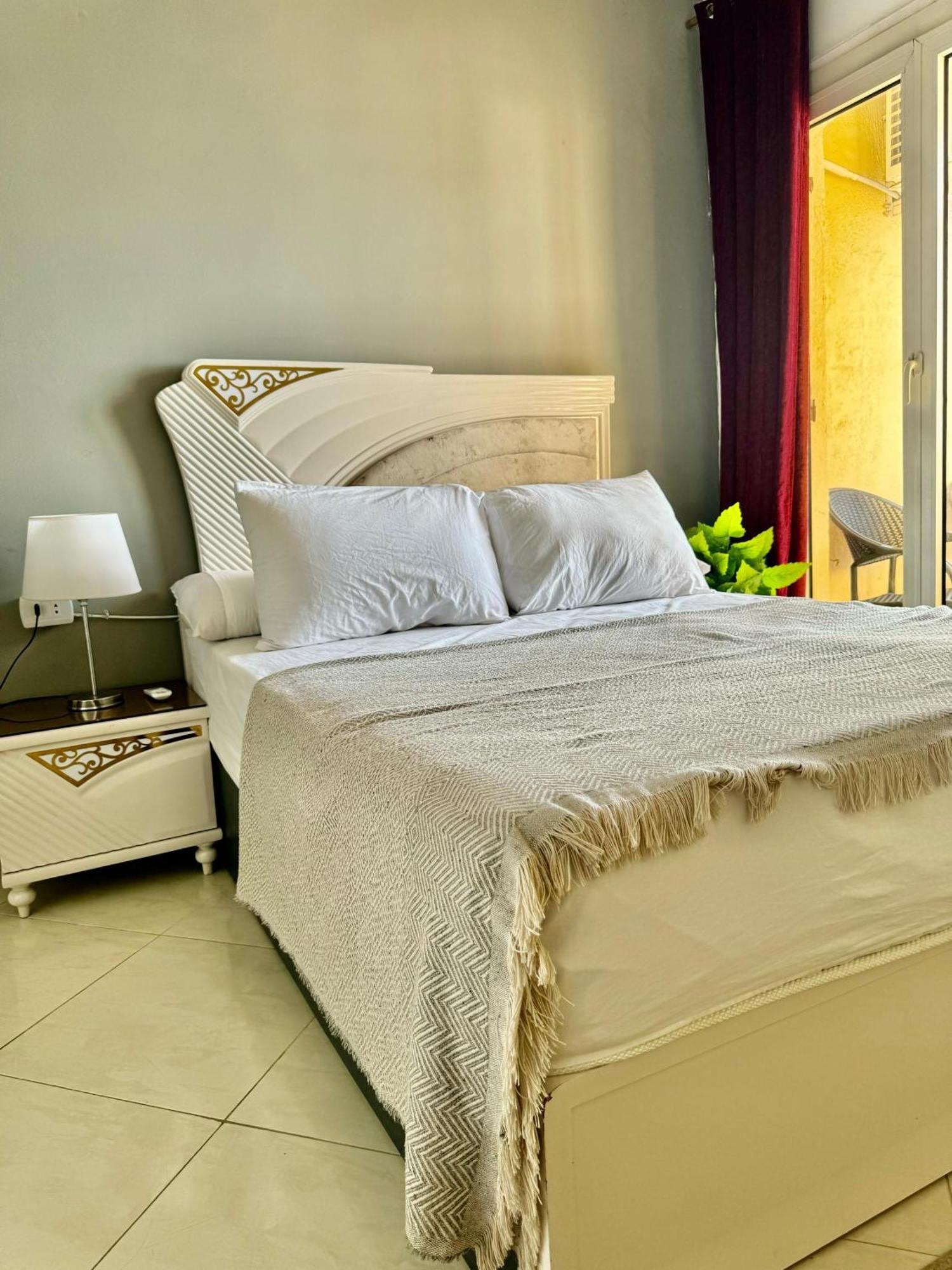 Luxury Sporting Direct Sea View Apartament